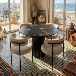 Sakio Table
