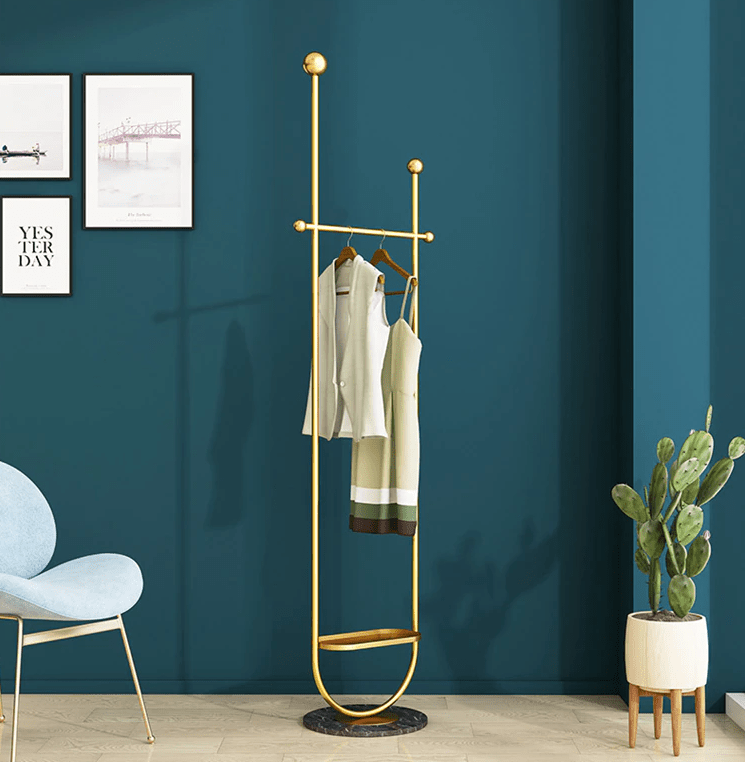 Porte-manteaux Divano en acier époxy noir et doré - Sakio Design Maroc