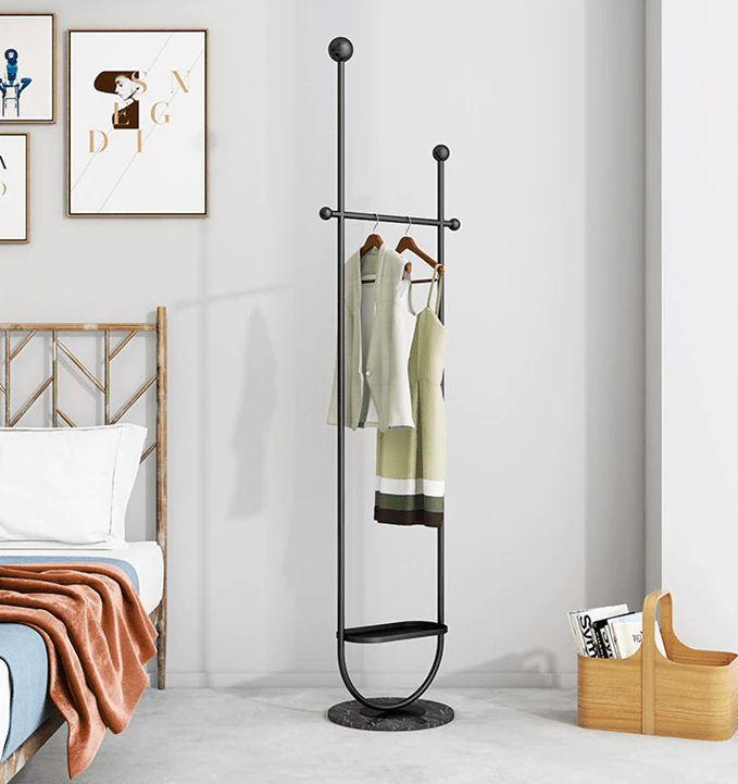 Porte-manteaux Divano en acier époxy noir et doré - Sakio Design Maroc