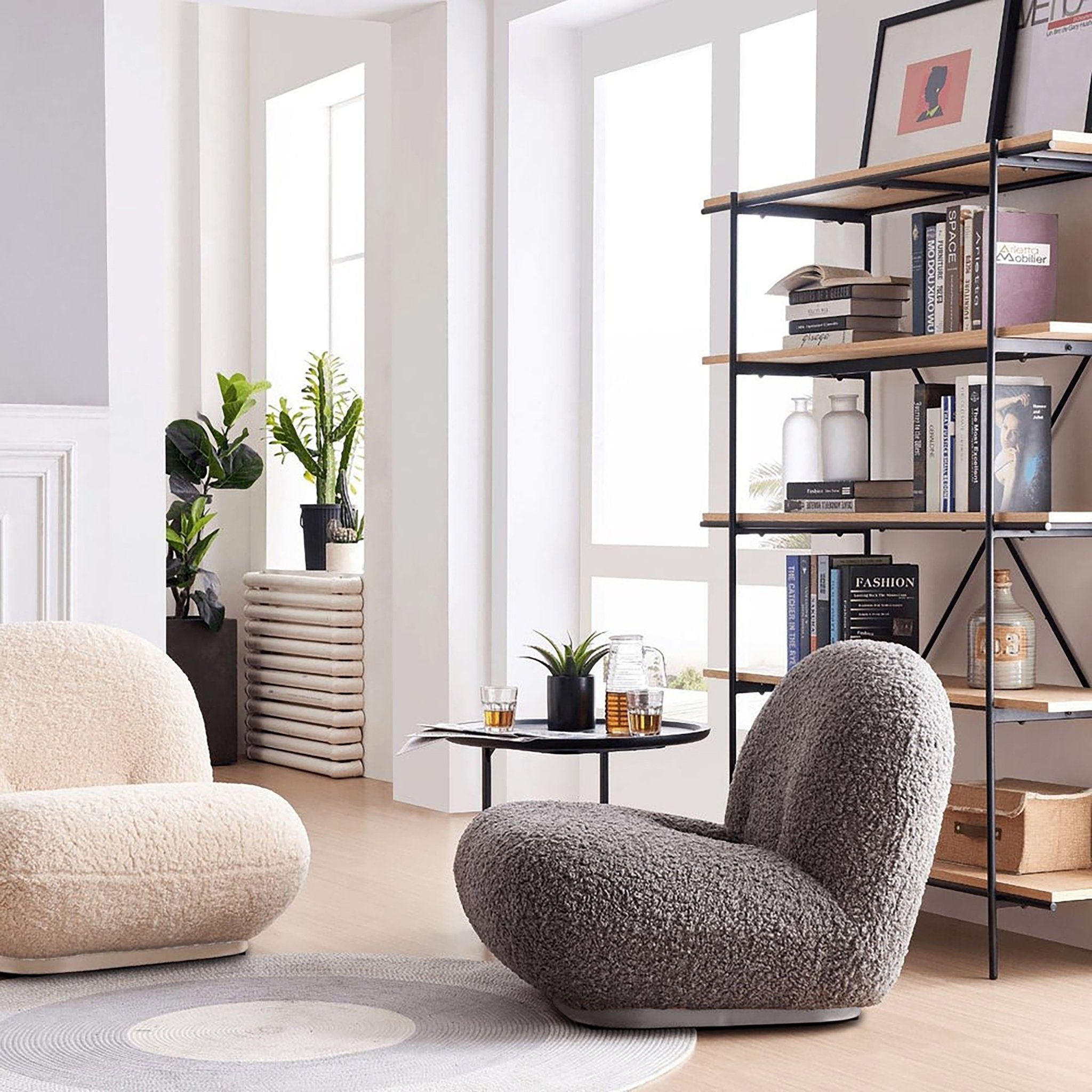 Fauteuil Nuage bouclette blanc cassé et beige - Sakio Design